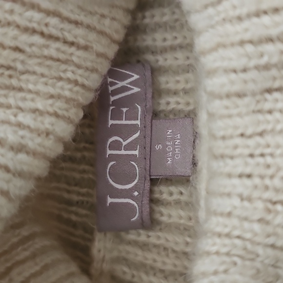 J. Crew Cream Cropped Puff-Sleeve Turtleneck Sweater Small - Picture 4 of 5